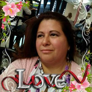 Meet your Posher, Ester